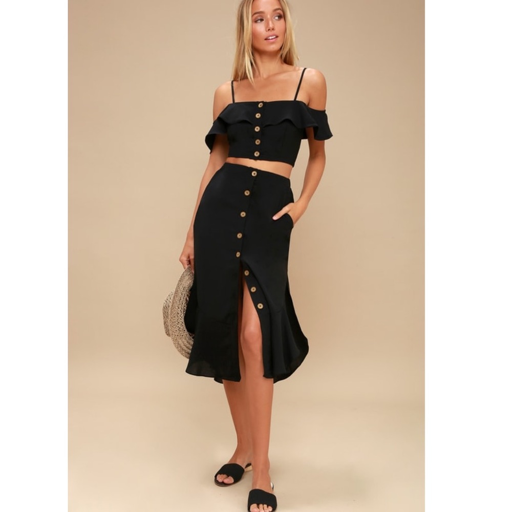 Lulu’s Malta Black Off-the-Shoulder Button-Up Two-Piece Dress
